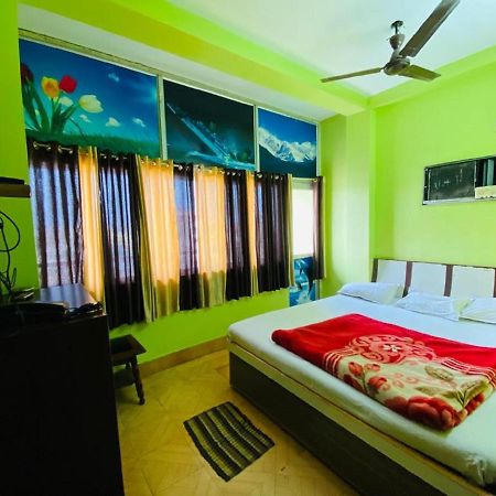 Staymaker Hotel Prerana Tarapith Eksteriør billede