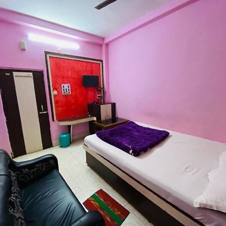 Staymaker Hotel Prerana Tarapith Eksteriør billede