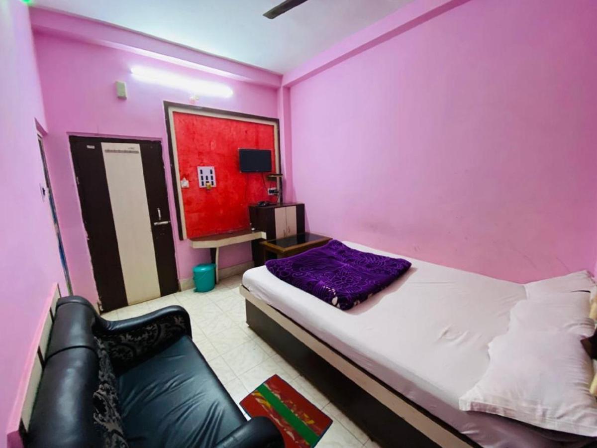 Staymaker Hotel Prerana Tarapith Eksteriør billede